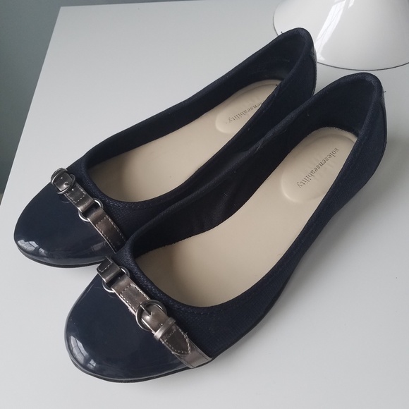 solesensability Shoes - ❤️ Classy Navy Flats!❤️